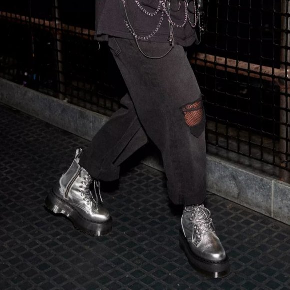 DR. MARTENS JADON MAX PLATFORM METALLIC BOOTS MSRP $280 SOFT & RICH Leather - Picture 8 of 16